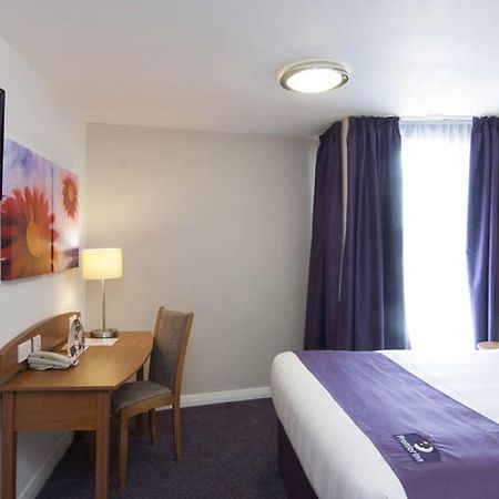 Premier Inn Middlesbrough Central Exterior foto